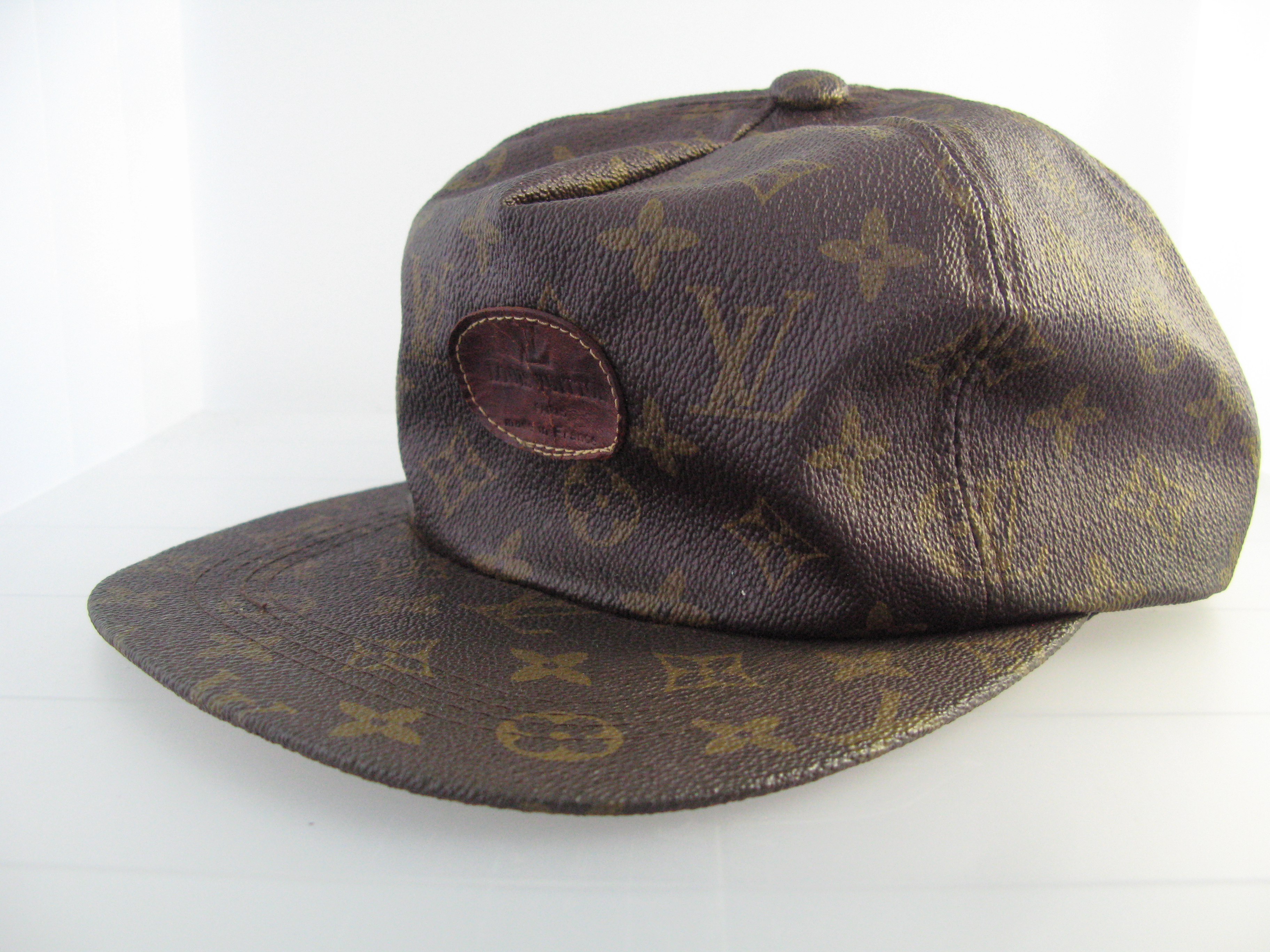 Bootleg LV Monogram Brown Hat — Roots